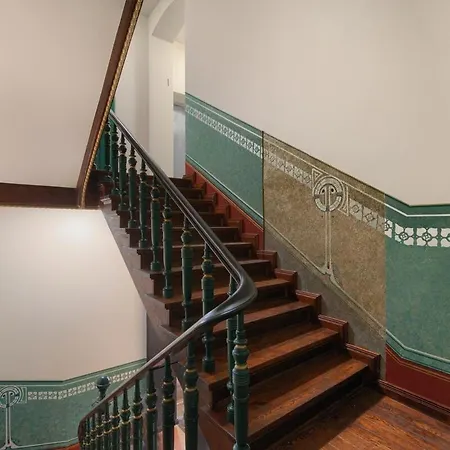 Daire Between The Roofs Of Jezyce *