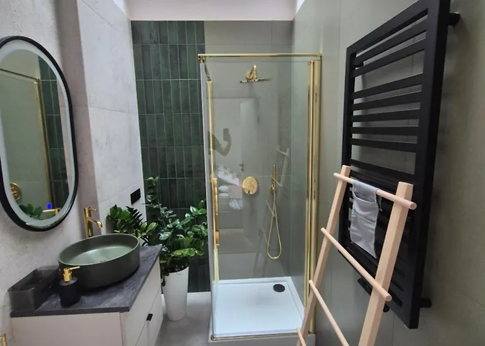 Daire Between The Roofs Of Jezyce *