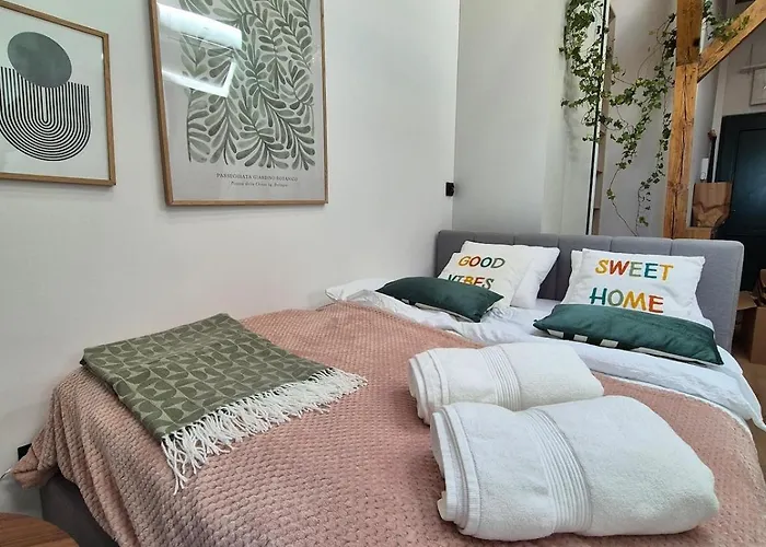 Daire Between The Roofs Of Jezyce *